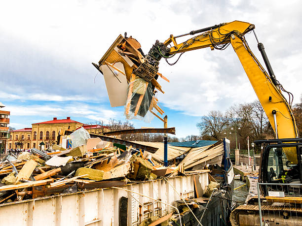 Best Construction Debris Removal  in La Luz, NM